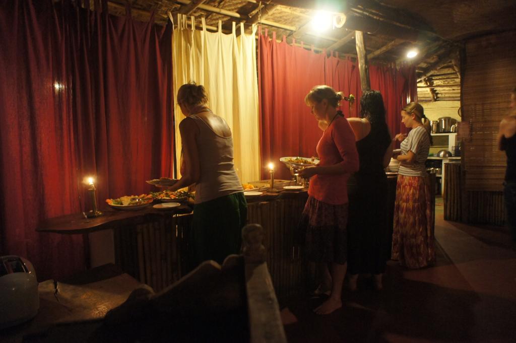 The Mandala Hotel มานเดรม ภายนอก รูปภาพ